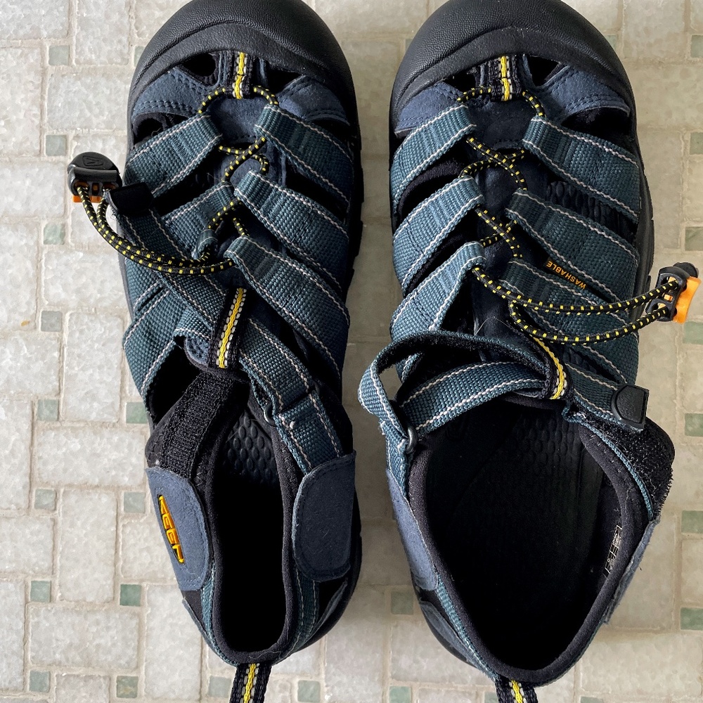 Keen Newport H2 Sandals Big Kid Youth 6 Blue Sport Outdoor Water Shoes